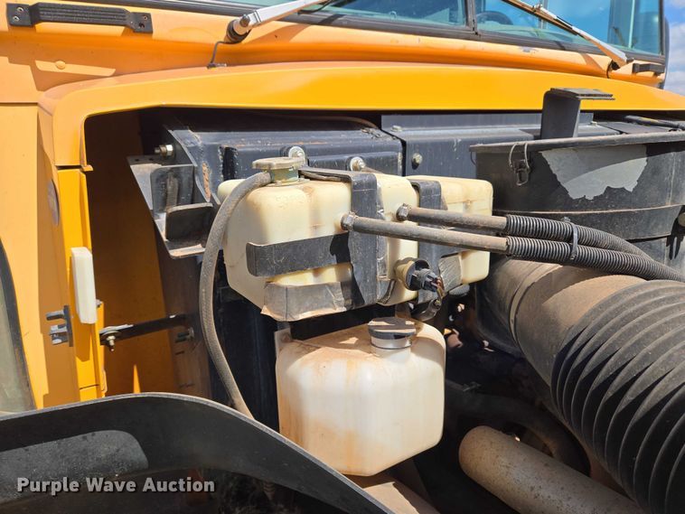 image for item EU3769 2006 Blue Bird Bb Conventional school bus