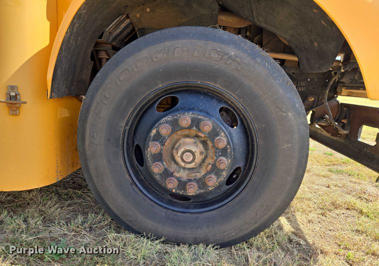 image for item EU3769 2006 Blue Bird Bb Conventional school bus