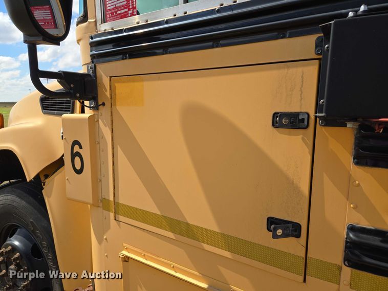 image for item EU3770 2009 Blue Bird Bb Conventional school bus