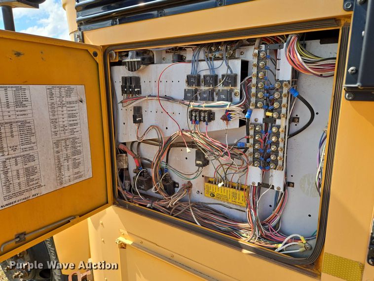 image for item EU3770 2009 Blue Bird Bb Conventional school bus