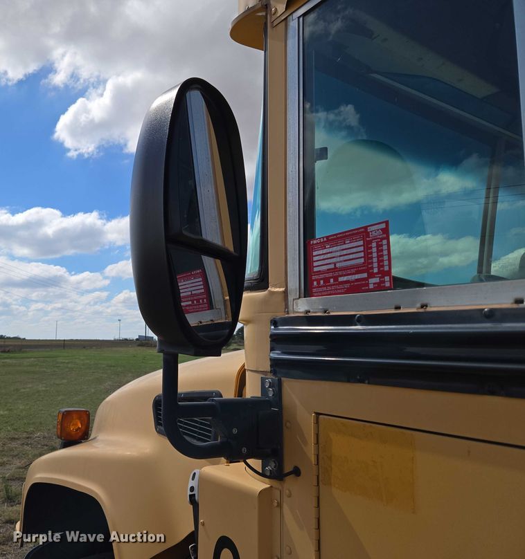 image for item EU3770 2009 Blue Bird Bb Conventional school bus