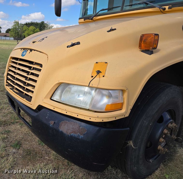 image for item EU3770 2009 Blue Bird Bb Conventional school bus