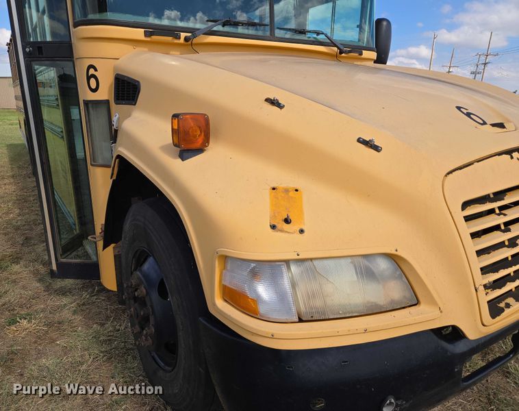 image for item EU3770 2009 Blue Bird Bb Conventional school bus