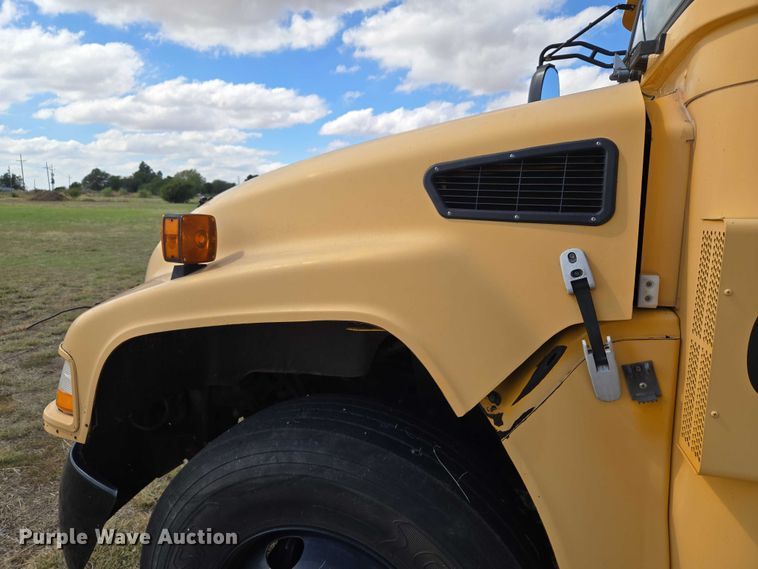 image for item EU3770 2009 Blue Bird Bb Conventional school bus