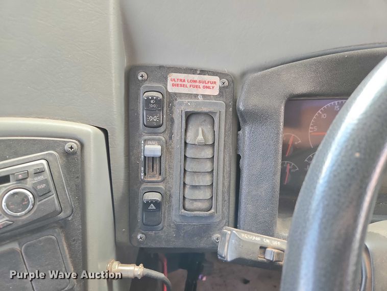 image for item EU3770 2009 Blue Bird Bb Conventional school bus