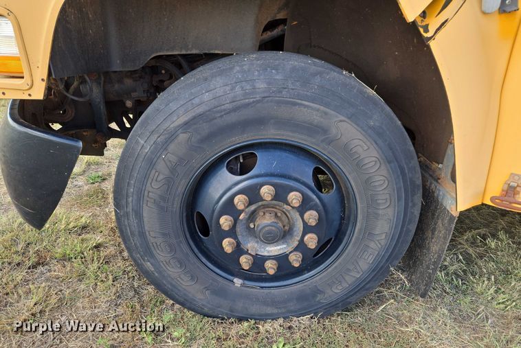 image for item EU3770 2009 Blue Bird Bb Conventional school bus