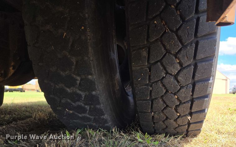 image for item EU3770 2009 Blue Bird Bb Conventional school bus