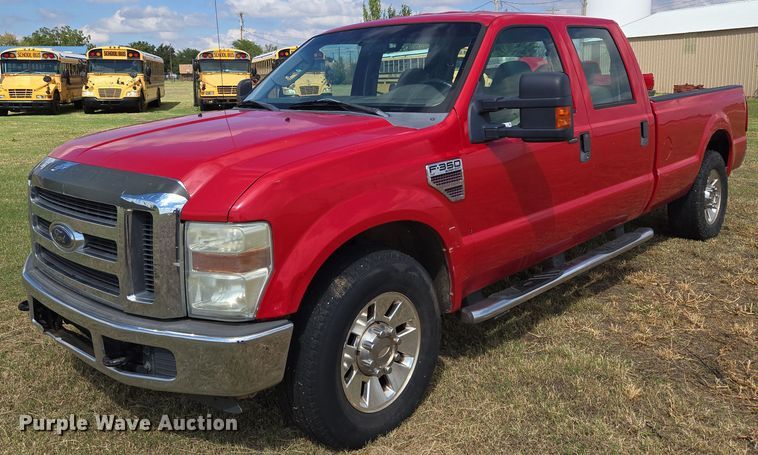image for item EU3771 2008 Ford F-350 Crew Cab pickup truck