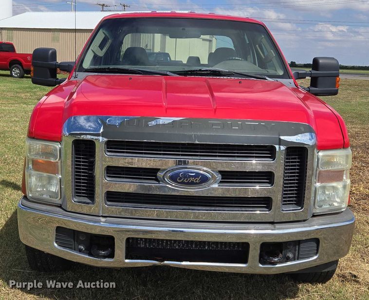 image for item EU3771 2008 Ford F-350 Crew Cab pickup truck