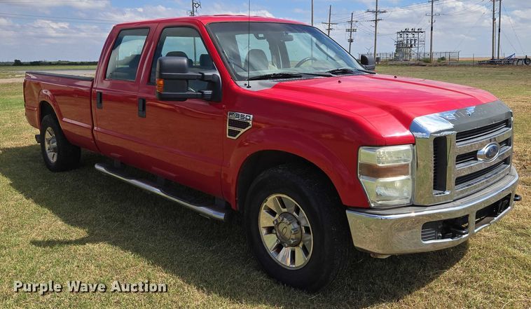 image for item EU3771 2008 Ford F-350 Crew Cab pickup truck