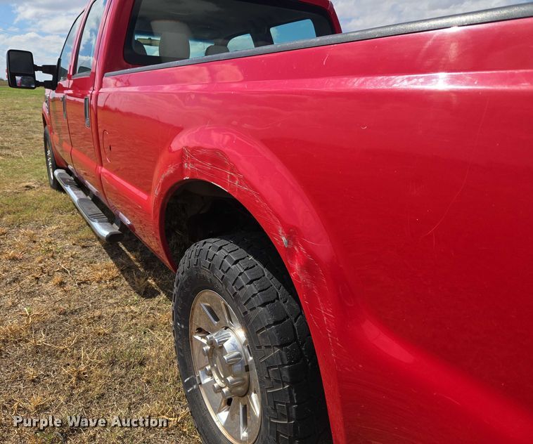 image for item EU3771 2008 Ford F-350 Crew Cab pickup truck