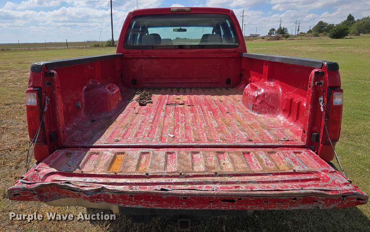 image for item EU3771 2008 Ford F-350 Crew Cab pickup truck