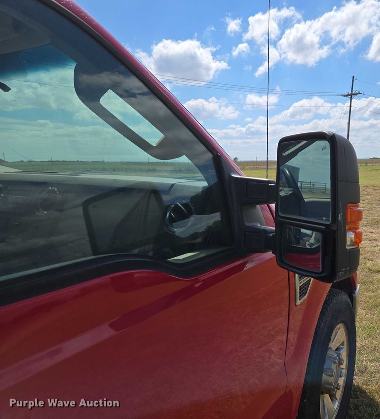 image for item EU3771 2008 Ford F-350 Crew Cab pickup truck