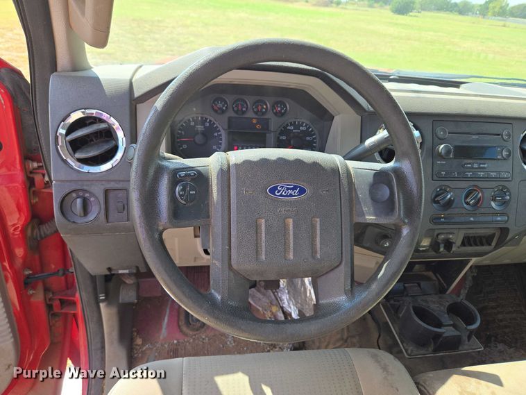 image for item EU3771 2008 Ford F-350 Crew Cab pickup truck