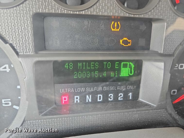 image for item EU3771 2008 Ford F-350 Crew Cab pickup truck