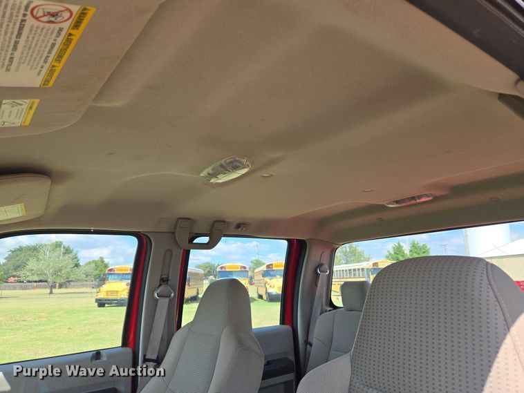 image for item EU3771 2008 Ford F-350 Crew Cab pickup truck