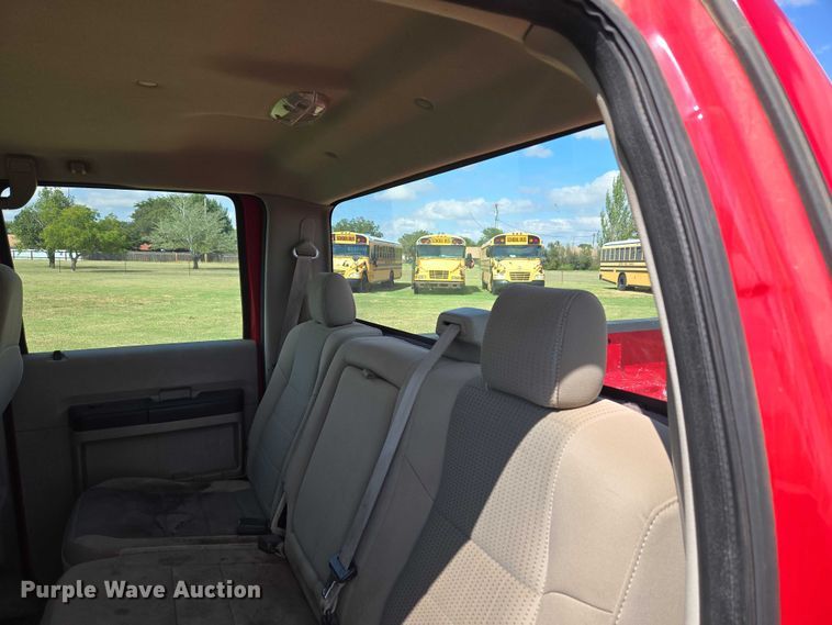 image for item EU3771 2008 Ford F-350 Crew Cab pickup truck