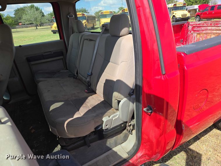 image for item EU3771 2008 Ford F-350 Crew Cab pickup truck