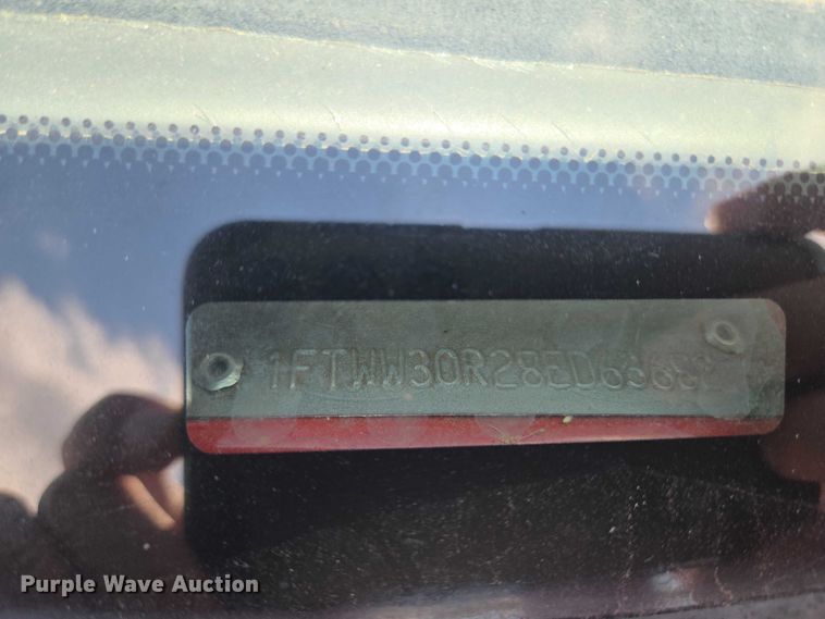 image for item EU3771 2008 Ford F-350 Crew Cab pickup truck