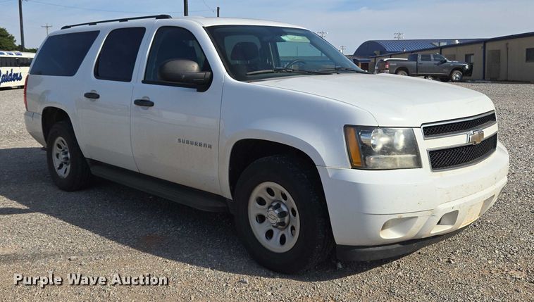image for item EU3807 2010 Chevrolet Suburban SUV