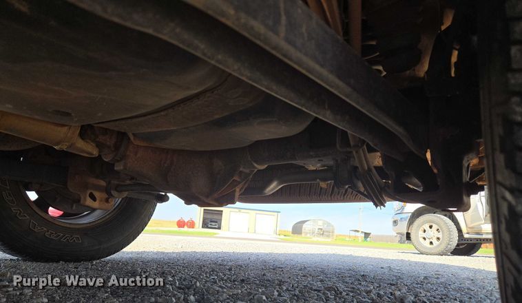 image for item EU3807 2010 Chevrolet Suburban SUV