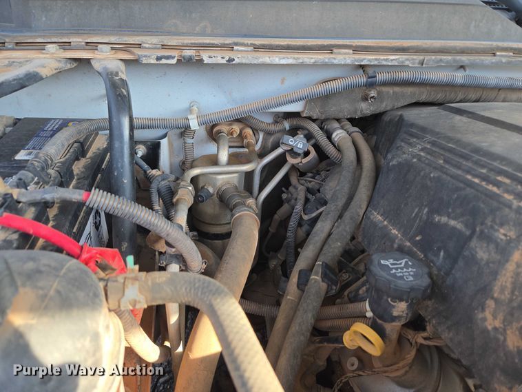 image for item EU3807 2010 Chevrolet Suburban SUV