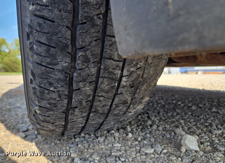 image for item EU3807 2010 Chevrolet Suburban SUV