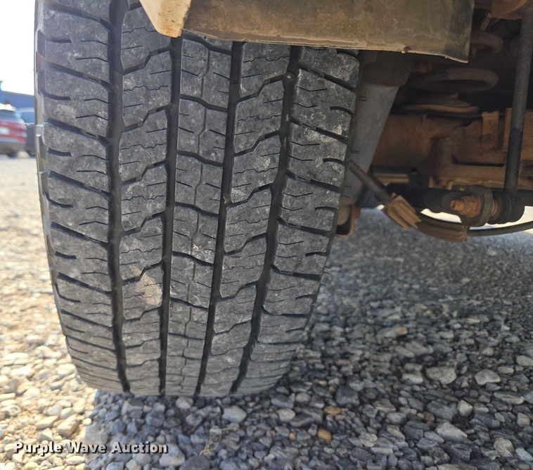 image for item EU3807 2010 Chevrolet Suburban SUV