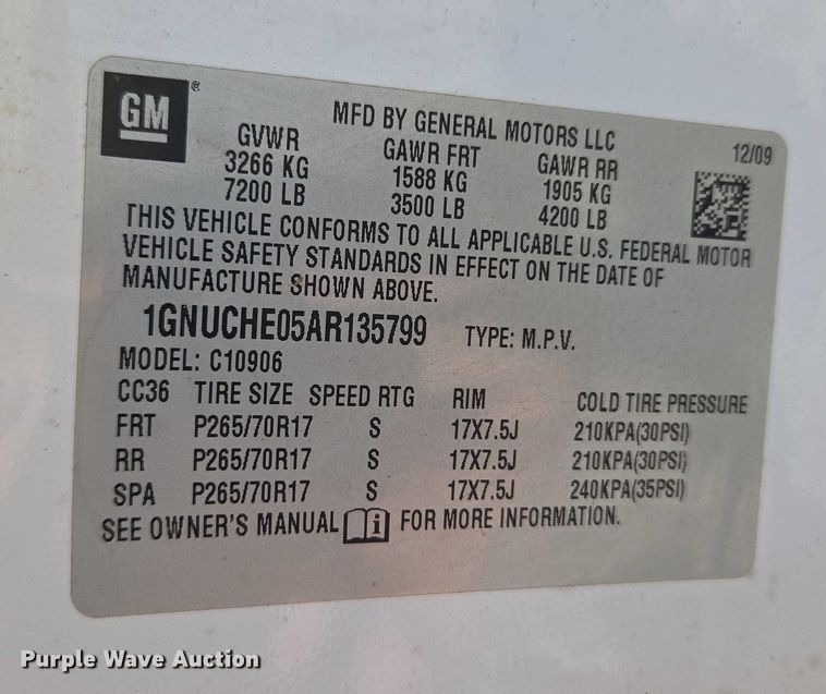 image for item EU3807 2010 Chevrolet Suburban SUV