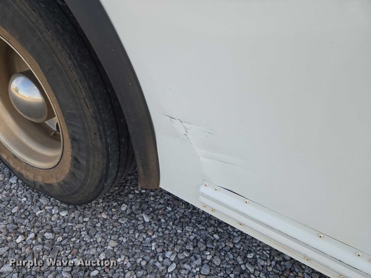 image for item EU3808 2007 Thomas Built Saf-T-Liner HDX school bus