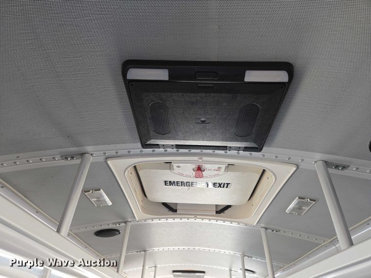 image for item EU3808 2007 Thomas Built Saf-T-Liner HDX school bus