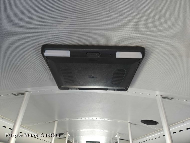 image for item EU3808 2007 Thomas Built Saf-T-Liner HDX school bus