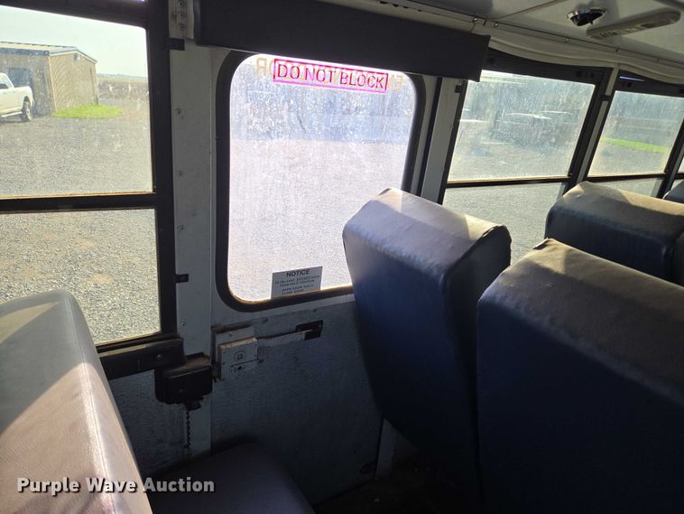 image for item EU3808 2007 Thomas Built Saf-T-Liner HDX school bus