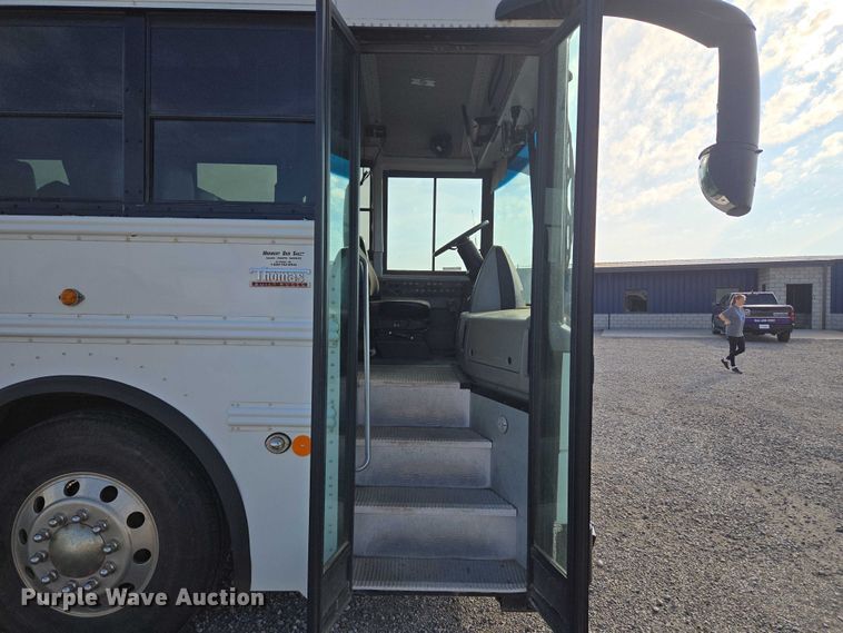 image for item EU3808 2007 Thomas Built Saf-T-Liner HDX school bus