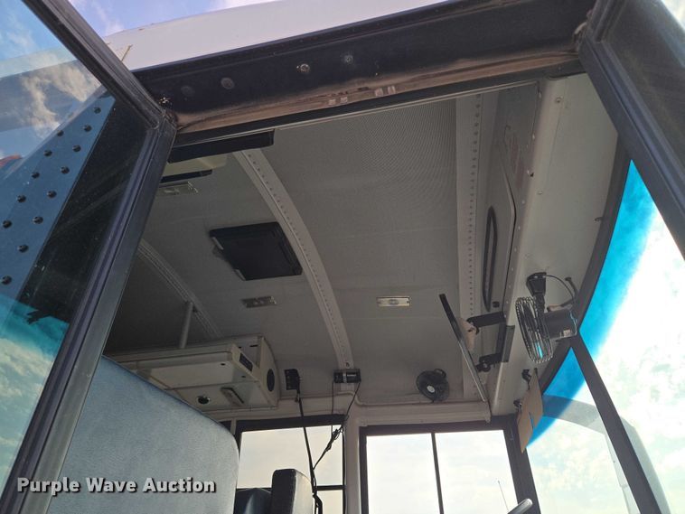 image for item EU3808 2007 Thomas Built Saf-T-Liner HDX school bus