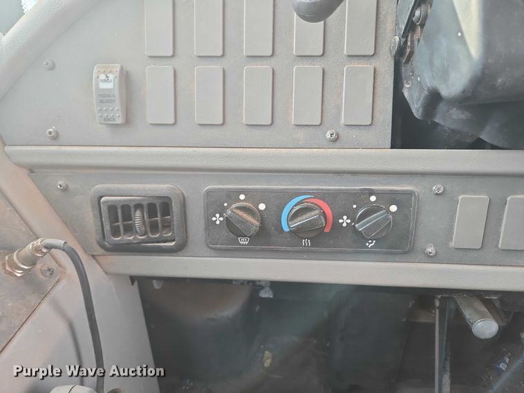 image for item EU3808 2007 Thomas Built Saf-T-Liner HDX school bus