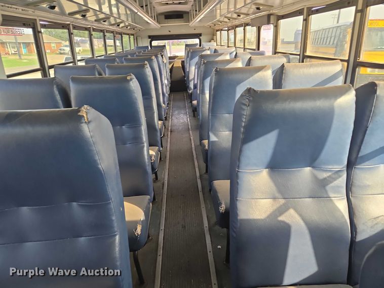 image for item EU3808 2007 Thomas Built Saf-T-Liner HDX school bus