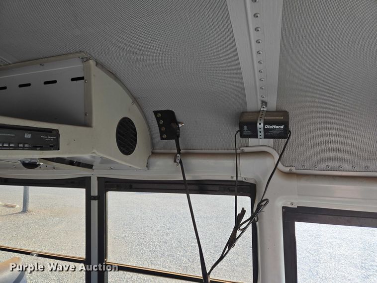 image for item EU3808 2007 Thomas Built Saf-T-Liner HDX school bus