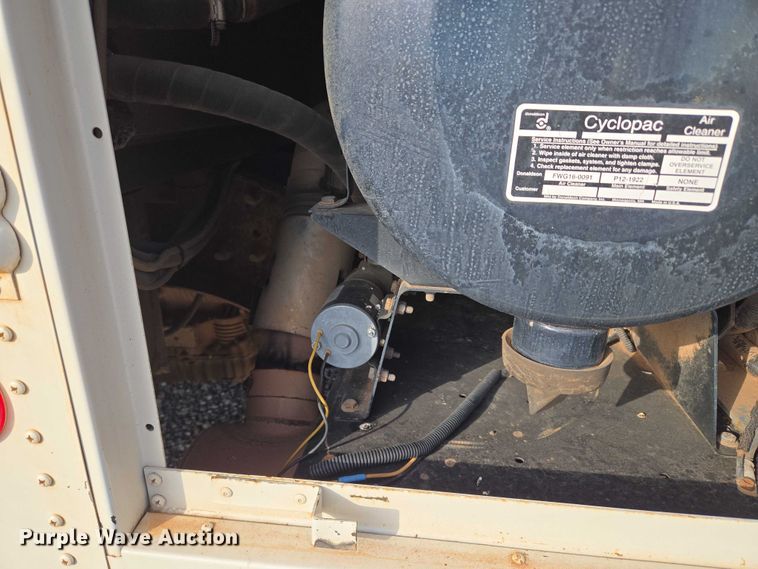 image for item EU3808 2007 Thomas Built Saf-T-Liner HDX school bus