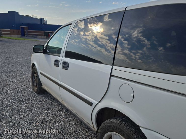 image for item EU3809 2008 Chevrolet Uplander van