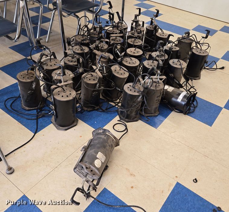 image for item EU3810 Stage lighting