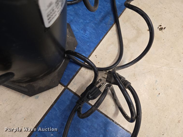 image for item EU3810 Stage lighting