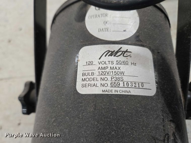 image for item EU3810 Stage lighting