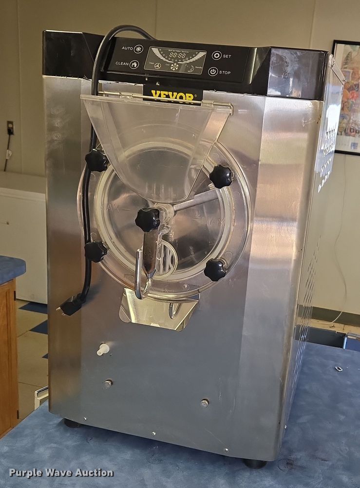 image for item EU3811 Vevor YKF-7218 ice cream machine
