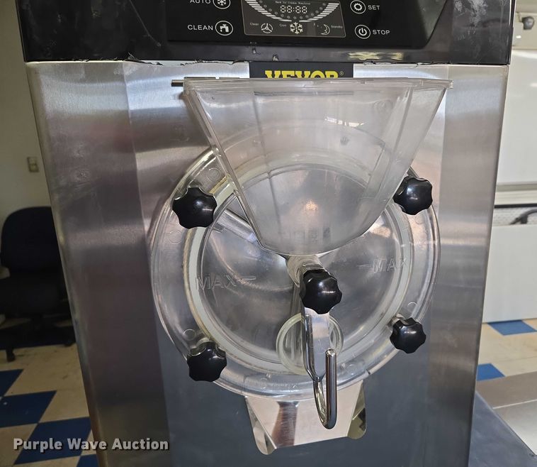 image for item EU3811 Vevor YKF-7218 ice cream machine
