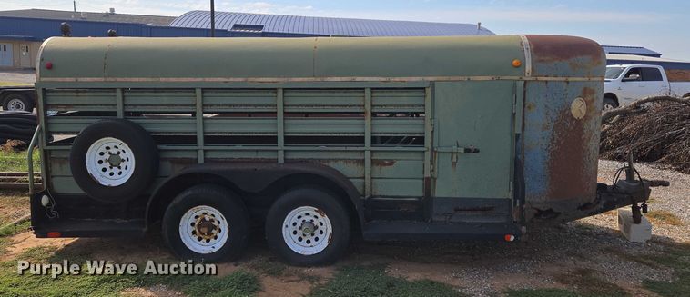 image for item EU3815 1993 W-W Trailer Manufacturers livestock trailer