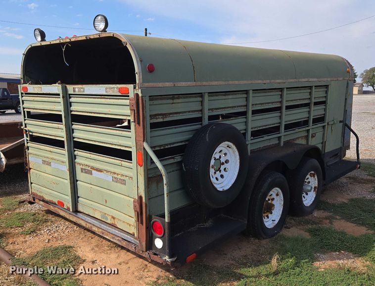 image for item EU3815 1993 W-W Trailer Manufacturers livestock trailer
