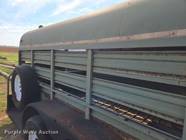 image for item EU3815 1993 W-W Trailer Manufacturers livestock trailer