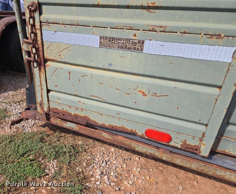 image for item EU3815 1993 W-W Trailer Manufacturers livestock trailer