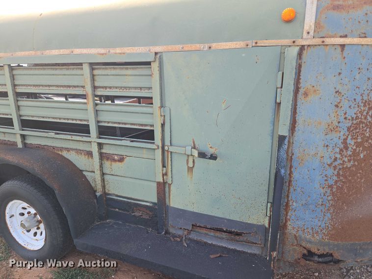 image for item EU3815 1993 W-W Trailer Manufacturers livestock trailer